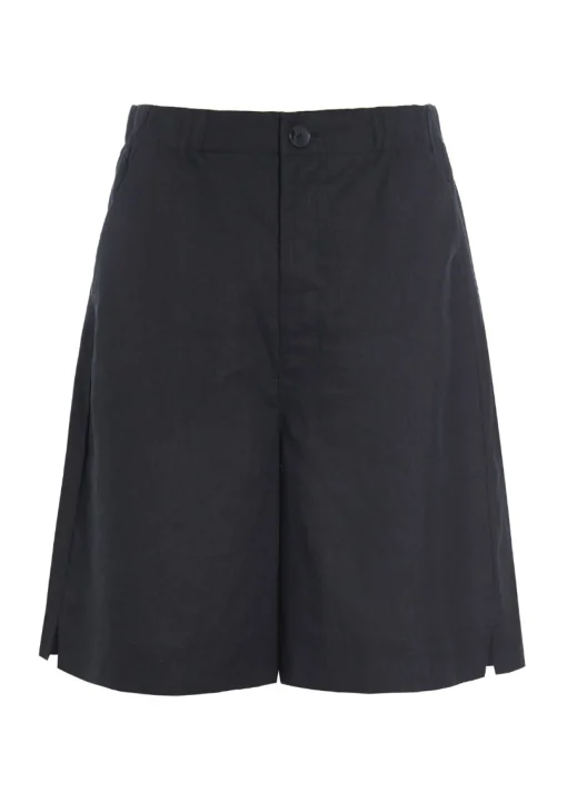 Airy linen shorts