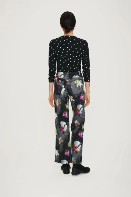 Cirque des fleurs jeans