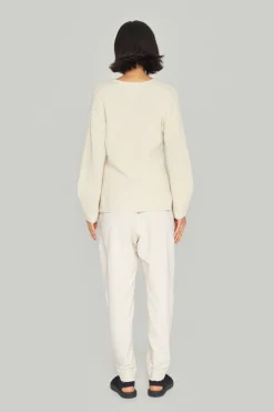 Kareshi bluse med v-hals