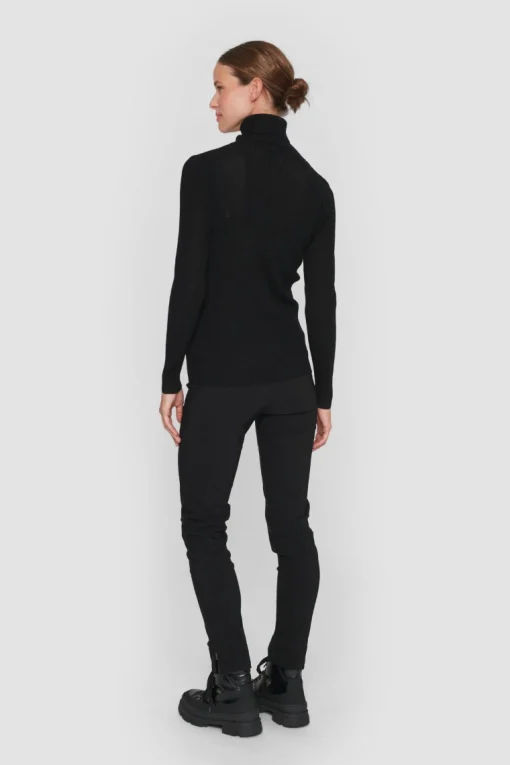 New wool rullekrave sweater