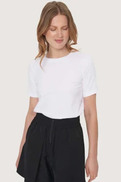 Osaka organic cotton t-shirt