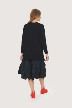 Saku bluse med v-hals