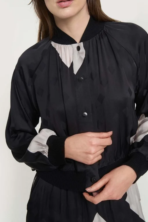 Yukoku jakke